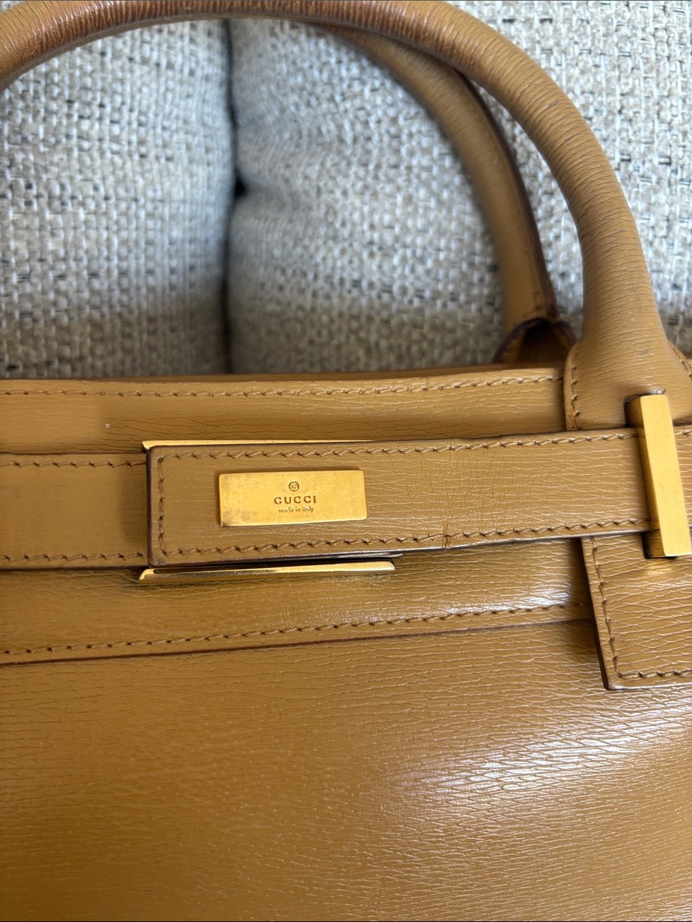 Gucci Tan Leather Top-Handle Shoulder Bag - Picture 2 of 4